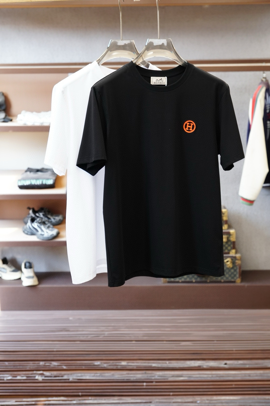 에르메스 2컬러 남자 반팔티