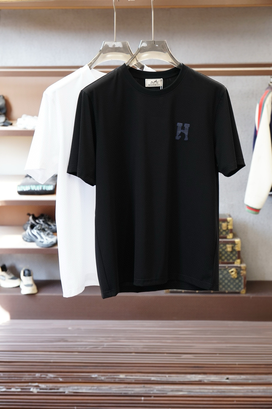 에르메스 2컬러 남자 반팔티