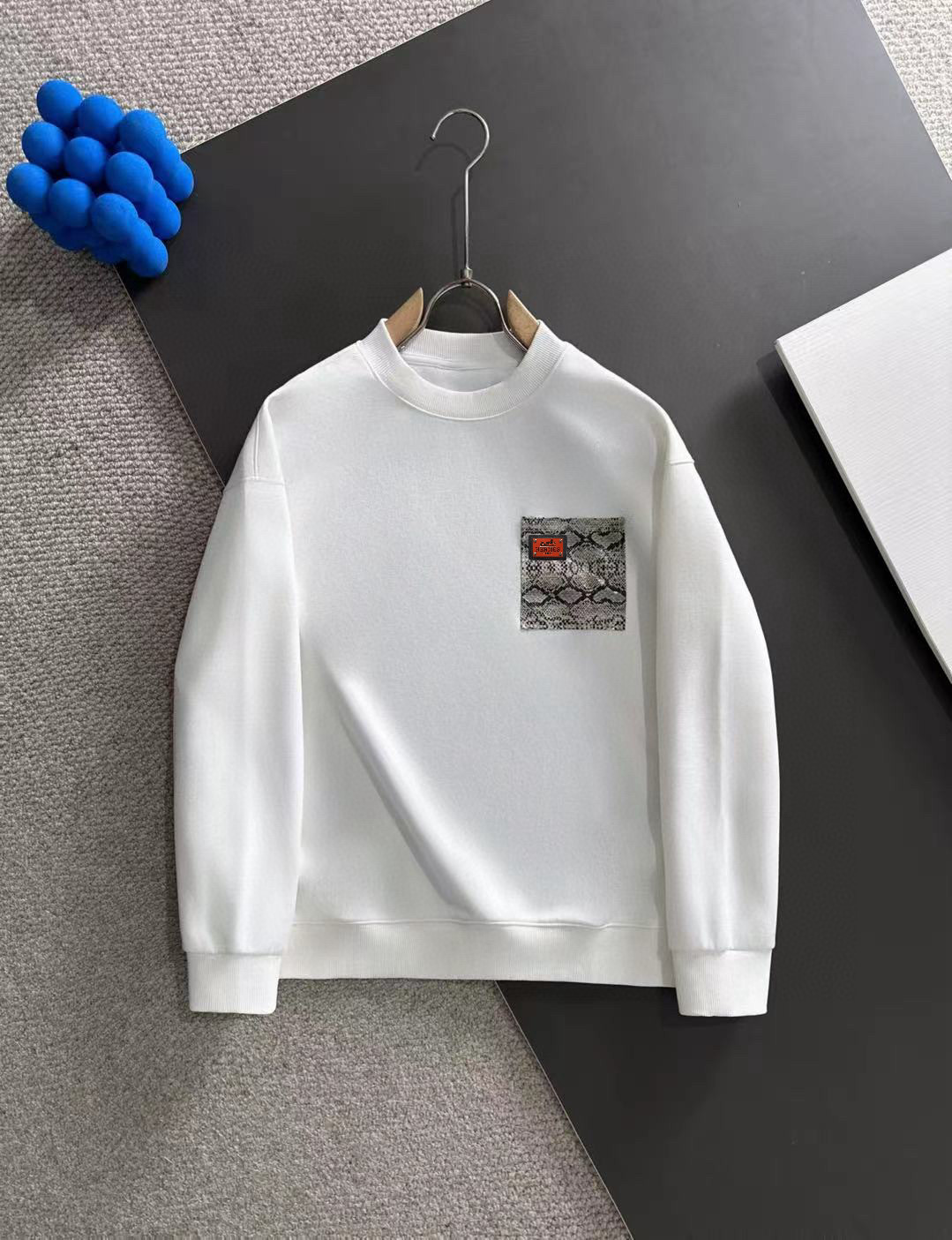 에르메스 남자 맨투맨