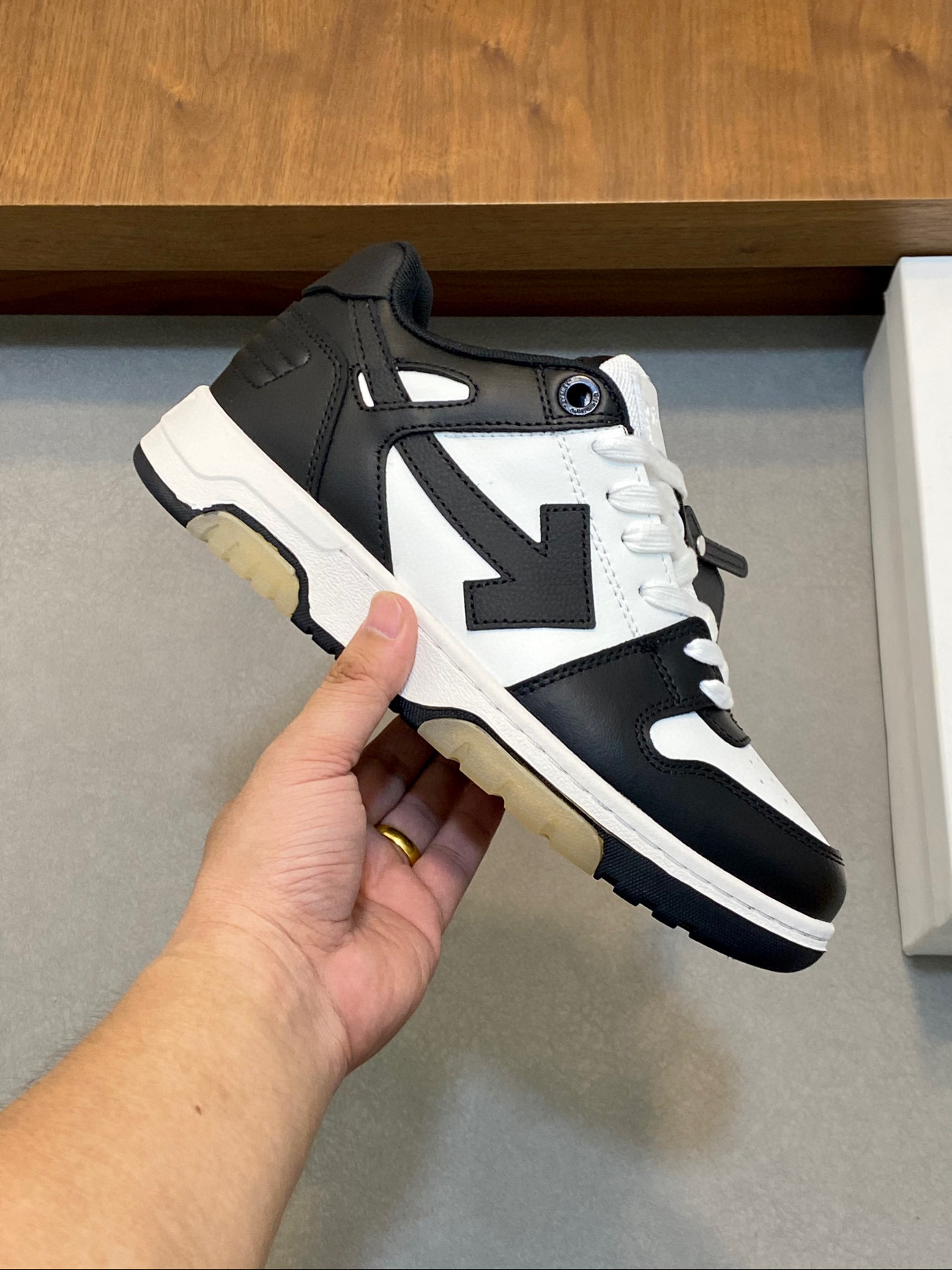 오프화이트 남자 스니커즈 신발 운동화