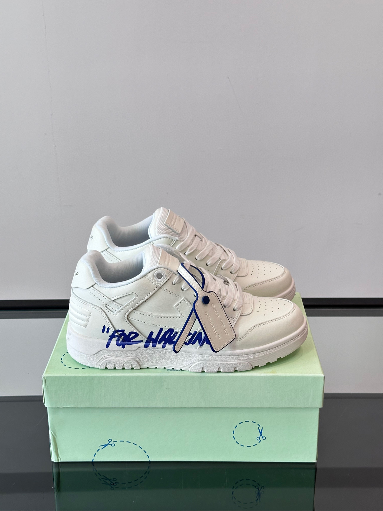 오프화이트 남녀공용 스니커즈 신발 운동화